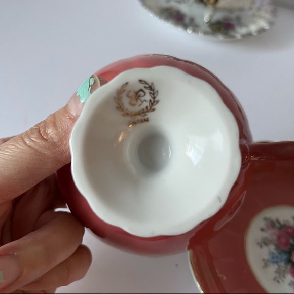 Vintage Teacup and saucer matching set - Picture 9 of 12